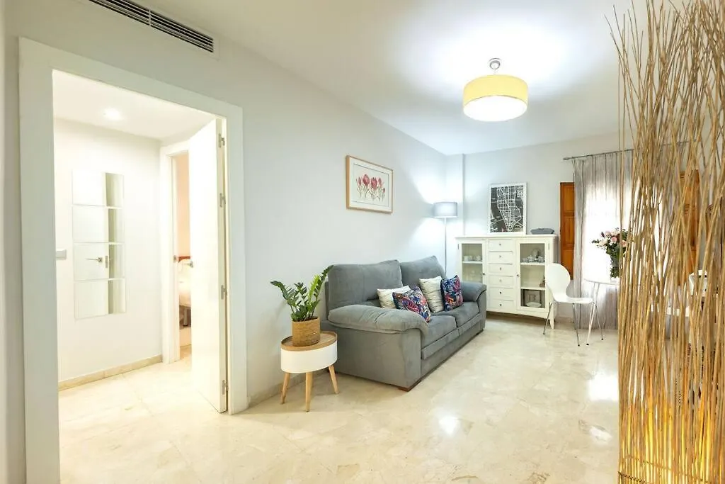 Pajaritos Center Suite By Valcambre 塞维利亚 0*,  西班牙